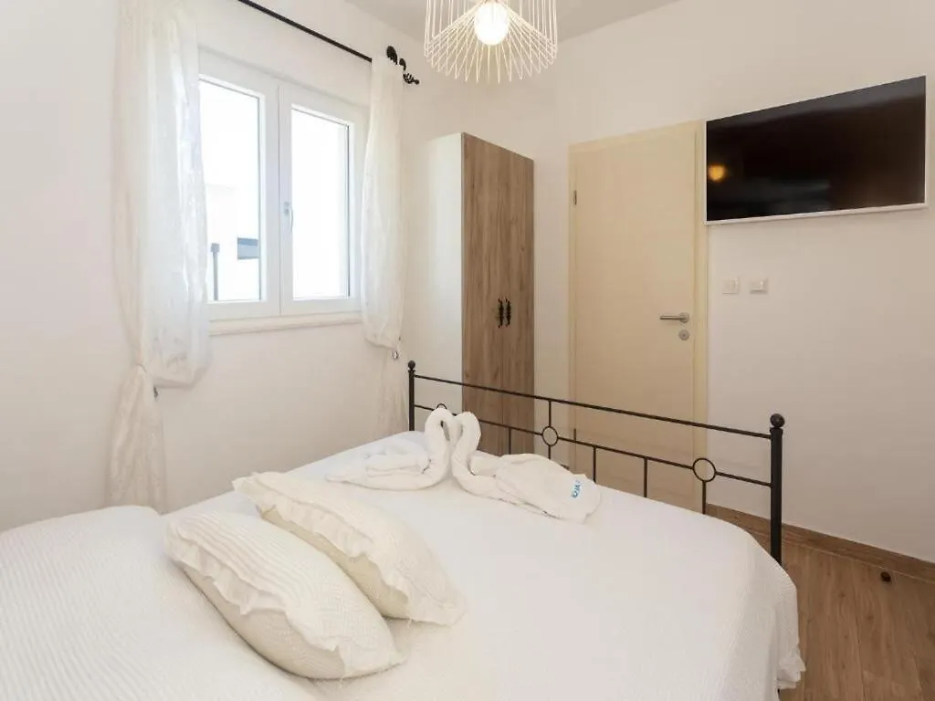 Apartment Slavena Trogir