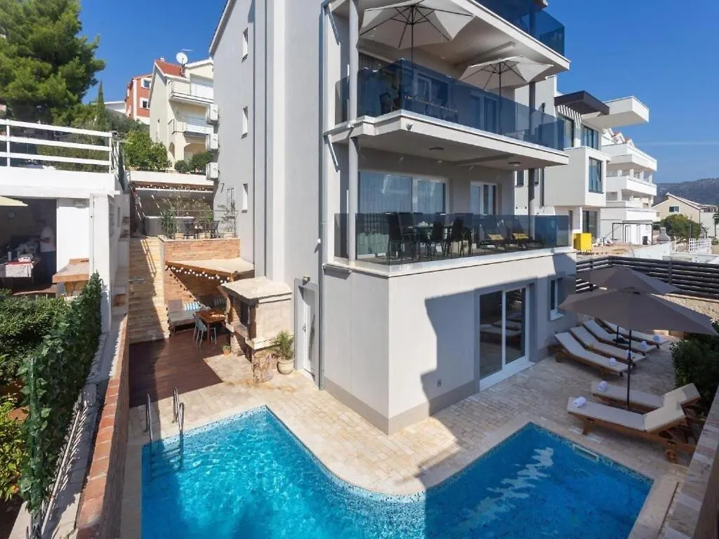 Apartment Slavena Trogir
