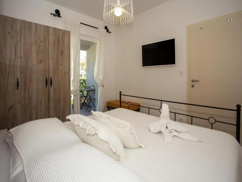 Apartment Slavena Trogir 0*,