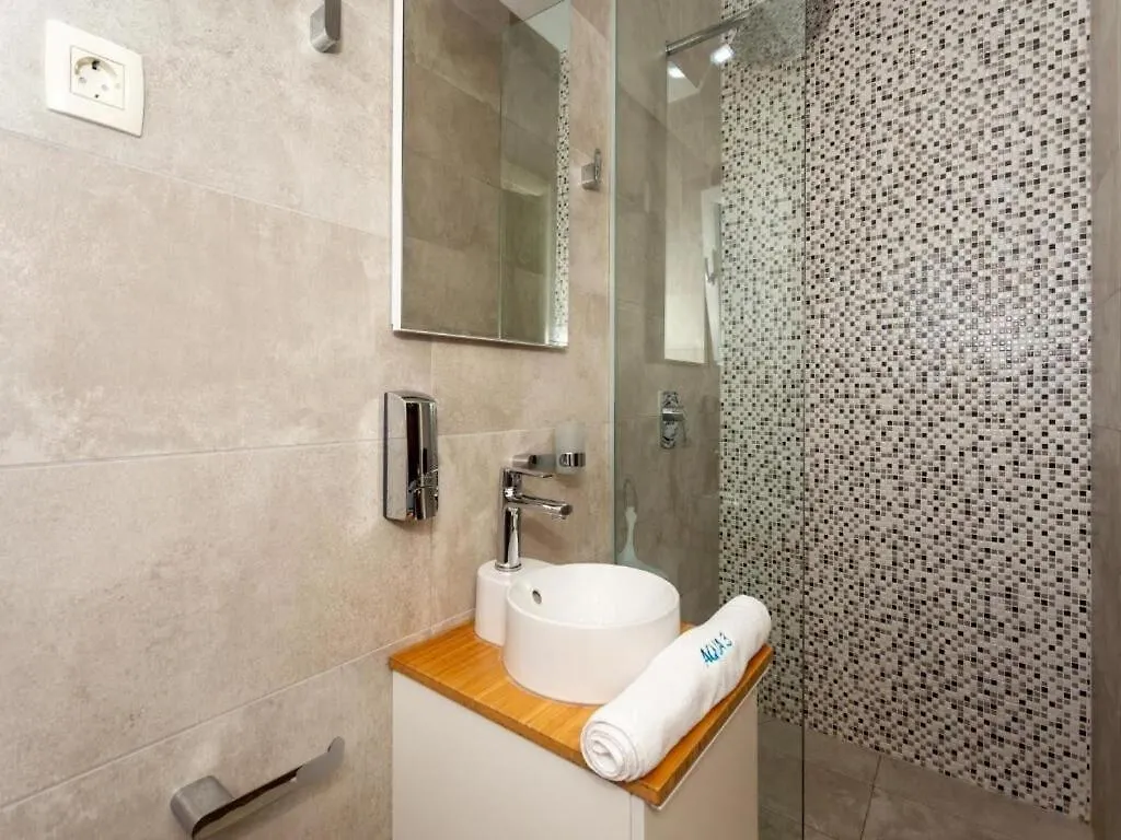 Apartment Slavena Trogir 0*,